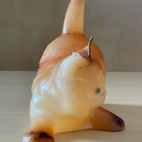 CERAMIC CAT AND CAT SHAPED CANDLE - Picture 12 of 16